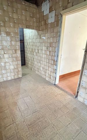 Casa à venda com 200m², 3 quartos e 5 vagas Casa à venda com 200m², 3 quartos e 5 vagasCozinha