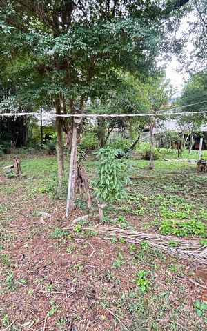Casa à venda com 200m², 3 quartos e 5 vagas Casa à venda com 200m², 3 quartos e 5 vagasQuintal