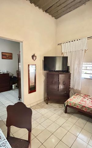 Casa à venda com 200m², 3 quartos e 5 vagas Casa à venda com 200m², 3 quartos e 5 vagasQuarto