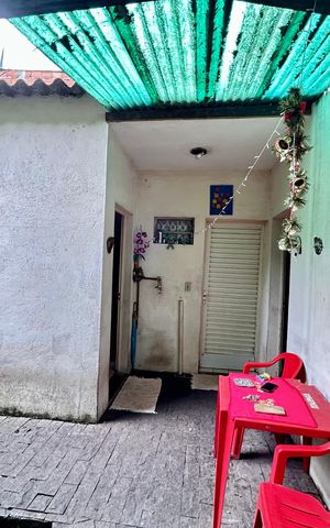 Casa à venda com 200m², 3 quartos e 5 vagas Casa à venda com 200m², 3 quartos e 5 vagasÁrea