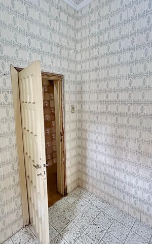 Casa à venda com 200m², 3 quartos e 5 vagas Casa à venda com 200m², 3 quartos e 5 vagasBanheiro 2