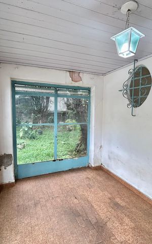 Casa à venda com 200m², 3 quartos e 5 vagas Casa à venda com 200m², 3 quartos e 5 vagasVaranda da Sala