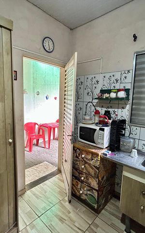 Casa à venda com 200m², 3 quartos e 5 vagas Casa à venda com 200m², 3 quartos e 5 vagasCozinha