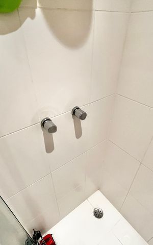 Apartamento à venda com 64m², 2 quartos e 2 vagas Apartamento à venda com 64m², 2 quartos e 2 vagasBanheiro