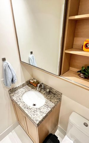 Apartamento à venda com 64m², 2 quartos e 2 vagas Apartamento à venda com 64m², 2 quartos e 2 vagasBanheiro