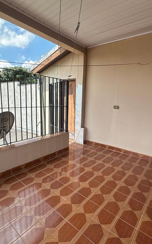 Casa à venda com 125m², 4 quartos e 2 vagasVaranda