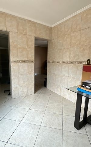 Casa à venda com 125m², 4 quartos e 2 vagasCozinha