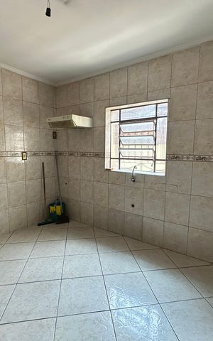 Casa à venda com 125m², 4 quartos e 2 vagasCozinha