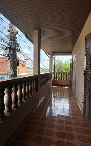 Casa à venda com 125m², 4 quartos e 2 vagasVaranda