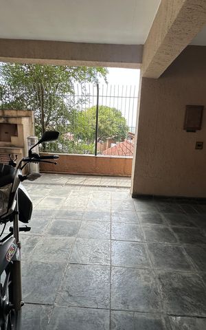 Casa à venda com 125m², 4 quartos e 2 vagasGaragem