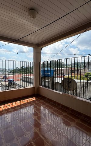 Casa à venda com 125m², 4 quartos e 2 vagasVaranda