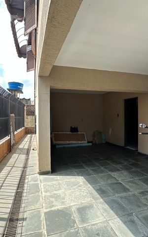 Casa à venda com 125m², 4 quartos e 2 vagasGaragem