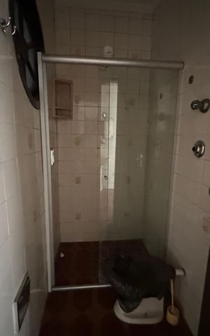 Casa à venda com 125m², 4 quartos e 2 vagasBanheiro