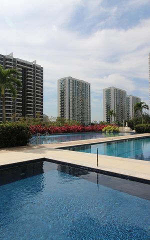 Apartamento à venda com 126m², 4 quartos e 2 vagasÁrea comum - Piscina