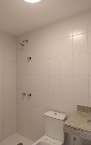 Apartamento à venda com 126m², 4 quartos e 2 vagasBanheiro social