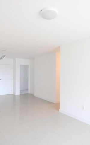 Apartamento à venda com 126m², 4 quartos e 2 vagasSala