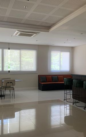 Apartamento à venda com 126m², 4 quartos e 2 vagas Apartamento à venda com 126m², 4 quartos e 2 vagasÁrea comum - Salão de festas
