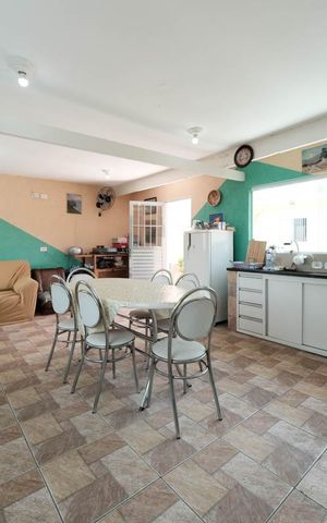 Casa à venda com 150m², 3 quartos e 7 vagasVaranda gourmet