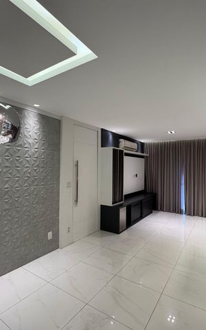Apartamento à venda com 92m², 3 quartos e 2 vagas Apartamento à venda com 92m², 3 quartos e 2 vagasSala