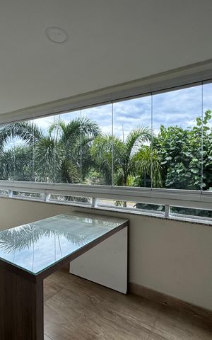 Apartamento à venda com 92m², 3 quartos e 2 vagas Apartamento à venda com 92m², 3 quartos e 2 vagasVaranda