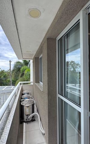 Apartamento à venda com 92m², 3 quartos e 2 vagas Apartamento à venda com 92m², 3 quartos e 2 vagasVaranda Suíte 1