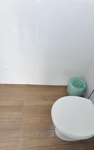Casa à venda com 300m², 3 quartos e 5 vagasBanheiro de serviço