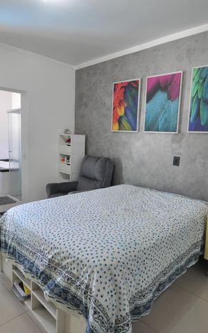 Casa à venda com 300m², 3 quartos e 5 vagasSuíte 2