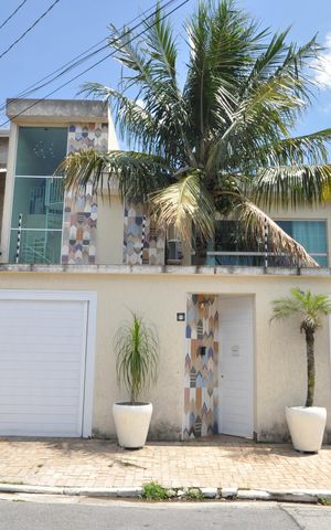 Casa à venda com 300m², 3 quartos e 5 vagasFachada