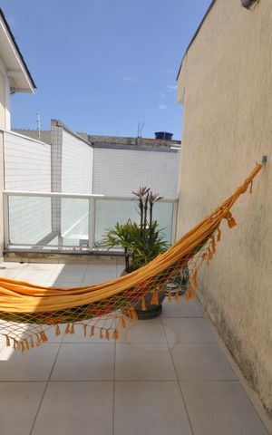Casa à venda com 300m², 3 quartos e 5 vagasVaranda da Suíte Master