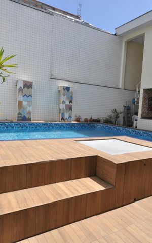 Casa à venda com 300m², 3 quartos e 5 vagasPiscina
