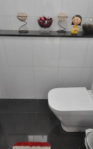 Casa à venda com 300m², 3 quartos e 5 vagasLavabo