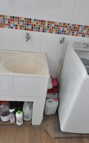 Casa à venda com 300m², 3 quartos e 5 vagasÁrea de Serviço