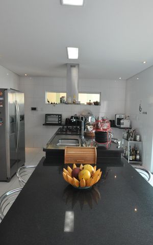 Casa à venda com 300m², 3 quartos e 5 vagasCozinha