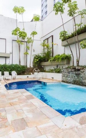 Apartamento à venda com 136m², 3 quartos e 2 vagas Apartamento à venda com 136m², 3 quartos e 2 vagasÁrea comum - Piscina