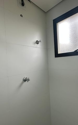 Apartamento para alugar com 60m², 2 quartos e 2 vagas Apartamento para alugar com 60m², 2 quartos e 2 vagasBanheiro social