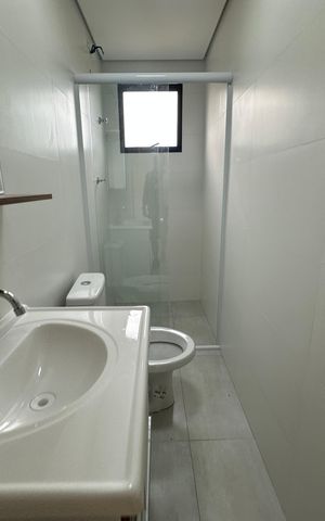 Apartamento para alugar com 60m², 2 quartos e 2 vagas Apartamento para alugar com 60m², 2 quartos e 2 vagasBanheiro social