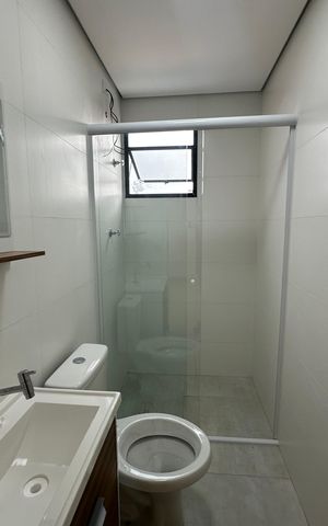 Apartamento para alugar com 60m², 2 quartos e 2 vagas Apartamento para alugar com 60m², 2 quartos e 2 vagasBanheiro da Suíte