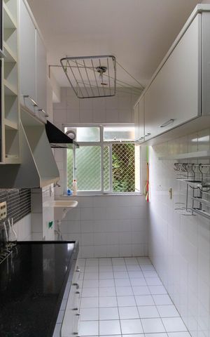 Apartamento à venda com 76m², 2 quartos e 1 vaga Apartamento à venda com 76m², 2 quartos e 1 vagaCozinha e Área de Serviço