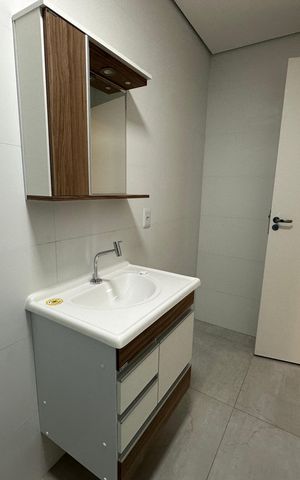 Apartamento para alugar com 57m², 2 quartos e 1 vaga Apartamento para alugar com 57m², 2 quartos e 1 vagaBanheiro