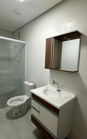 Apartamento para alugar com 57m², 2 quartos e 1 vaga Apartamento para alugar com 57m², 2 quartos e 1 vagaBanheiro