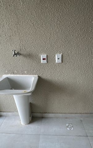 Apartamento para alugar com 57m², 2 quartos e 1 vaga Apartamento para alugar com 57m², 2 quartos e 1 vagaÁrea de Serviço