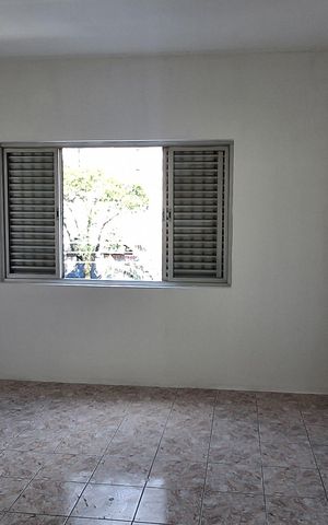 Casa à venda com 171m², 3 quartos e 3 vagas Casa à venda com 171m², 3 quartos e 3 vagasQuarto 2