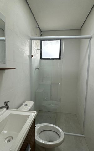 Apartamento para alugar com 59m², 2 quartos e 2 vagas Apartamento para alugar com 59m², 2 quartos e 2 vagasBanheiro da Suíte