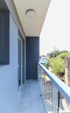 Apartamento à venda com 42m², 2 quartos e sem vaga Apartamento à venda com 42m², 2 quartos e sem vagaVaranda Sala - Cozinha