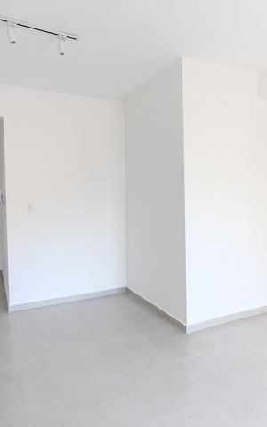 Apartamento à venda com 42m², 2 quartos e sem vaga Apartamento à venda com 42m², 2 quartos e sem vagaSala - Cozinha