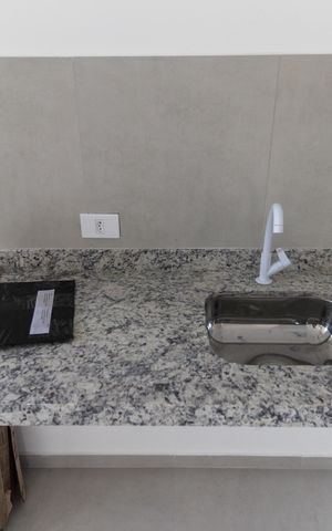Apartamento à venda com 42m², 2 quartos e sem vaga Apartamento à venda com 42m², 2 quartos e sem vagaSala - Cozinha