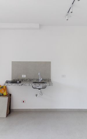 Apartamento à venda com 42m², 2 quartos e sem vaga Apartamento à venda com 42m², 2 quartos e sem vagaSala - Cozinha