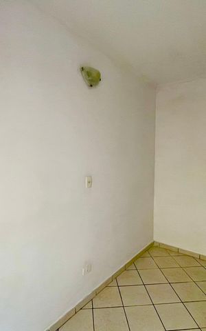 Casa à venda com 300m², 5 quartos e 4 vagas Casa à venda com 300m², 5 quartos e 4 vagasQuarto 1