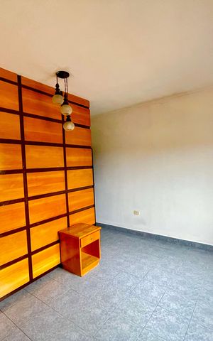 Casa à venda com 300m², 5 quartos e 4 vagas Casa à venda com 300m², 5 quartos e 4 vagasQuarto 3