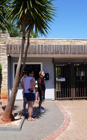 Apartamento para alugar com 51m², 2 quartos e 1 vagaFachada e portaria